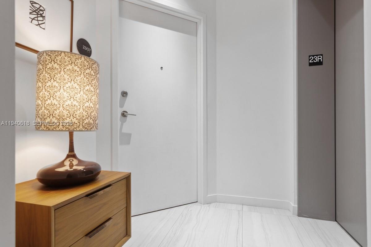 GRAN PARAISO - Residential Lease