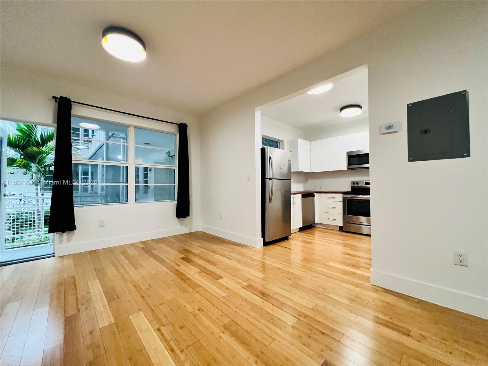 960 Bay Dr 912
