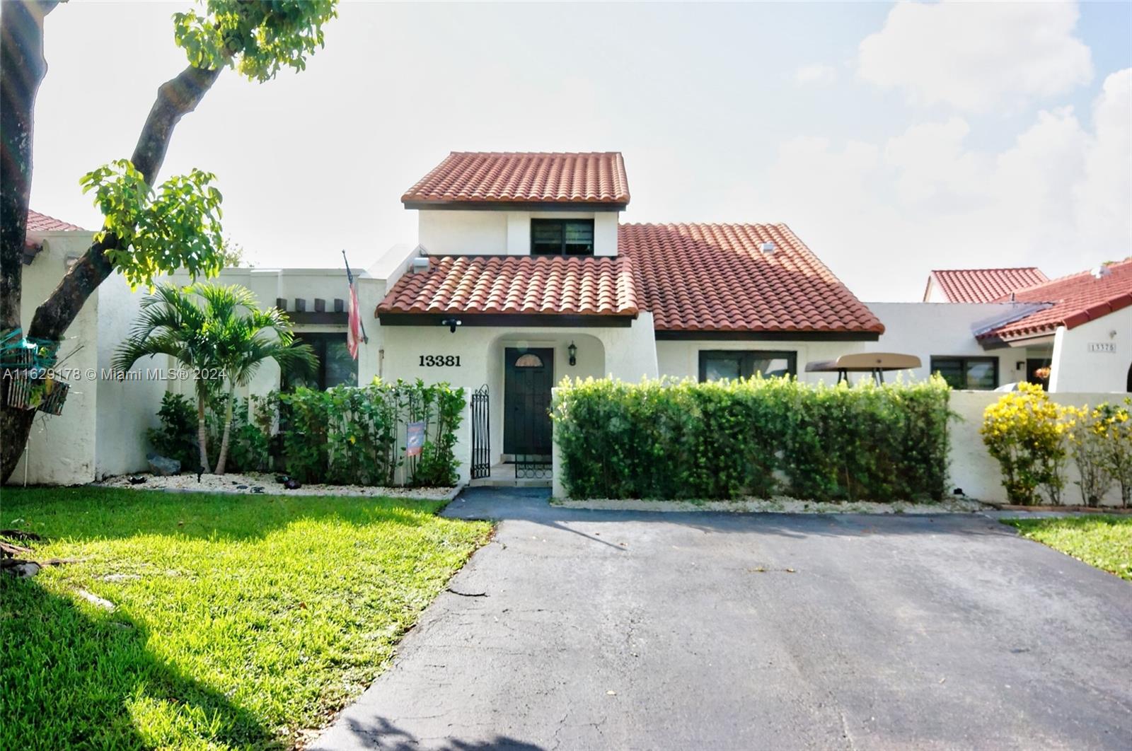 Property for Sale at 13381 Sw 115th Ter, Miami, Miami-Dade County, Florida - Bedrooms: 4 
Bathrooms: 3  - $598,000