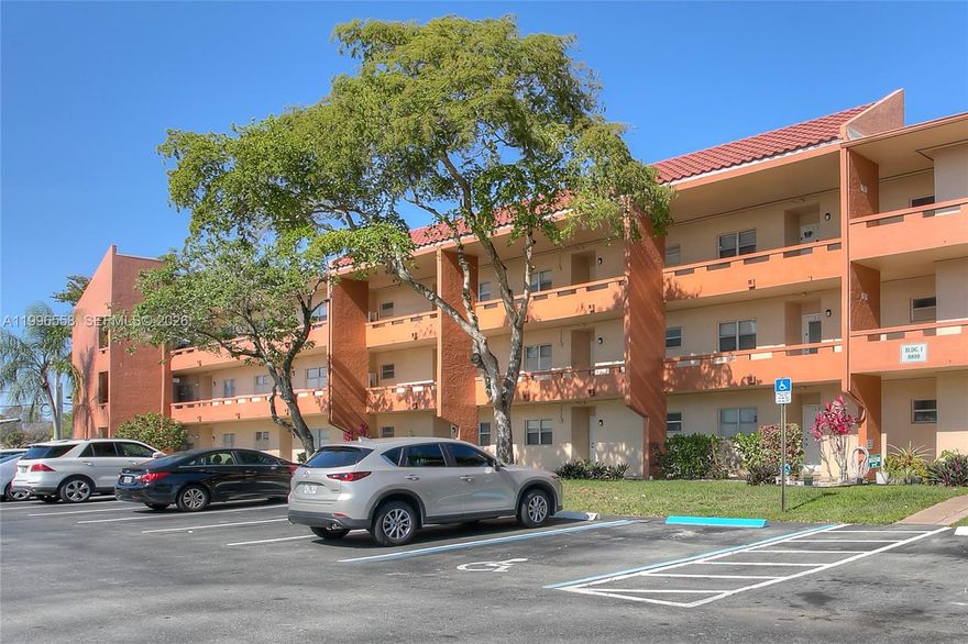 Renovated 2-bedroom, 2-bath spacious condo featuring a modern kitchen with high-end stainless steel appliance package. Wood flooring throughout, updated bathroom fixtures, and stylish knockdown walls enhance the contemporary feel. Additional upgrades include new closet doors and fresh interior paint. The HOA is exceptionally well-managed, offering peace of mind for owners. Amenities include a clubhouse, pool, sauna, billiards room, exercise room, shuffleboard, library, and game room. This community backs up to a public golf course at Colony West Golf Club. Conveniently located near shopping, parks, major highways, and more.