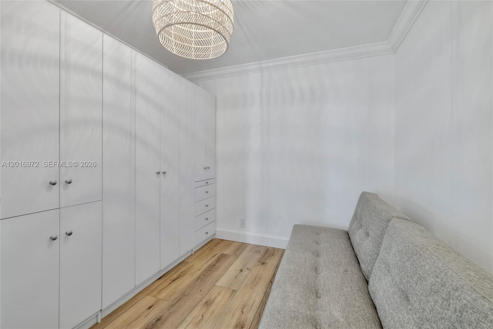 THE RIVIERA CONDO - Residential Lease