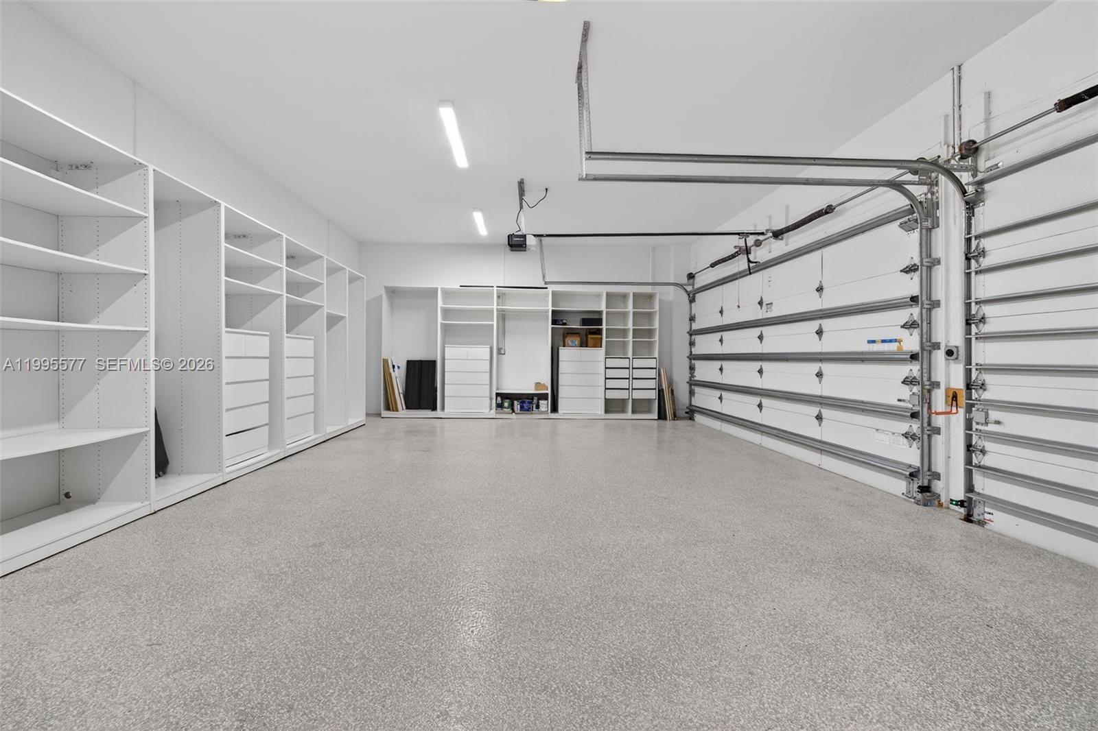 WESTON ESTATES - Residential