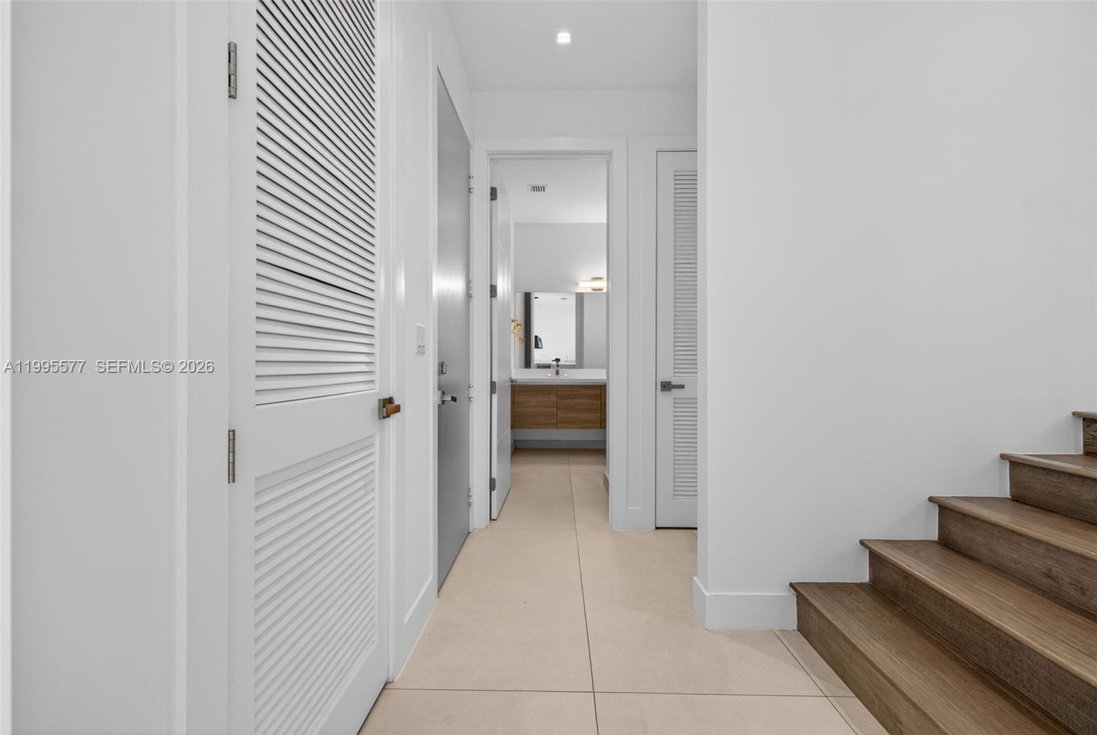 WESTON ESTATES - Residential