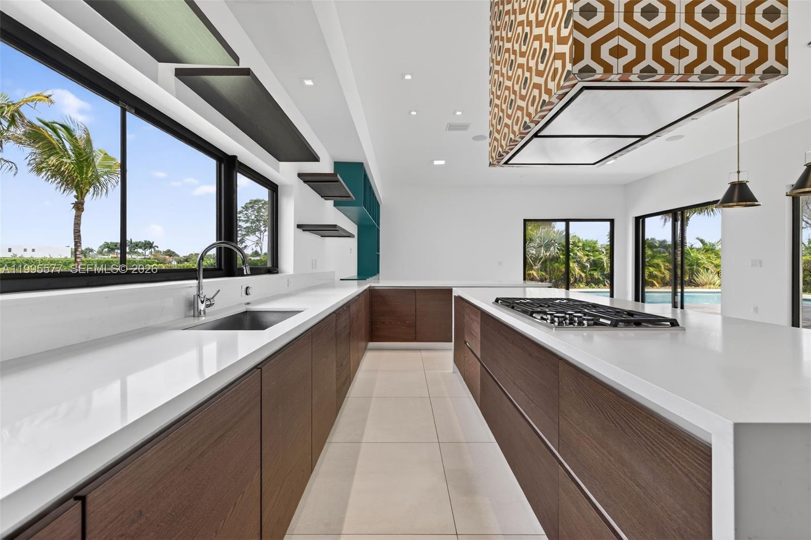 WESTON ESTATES - Residential