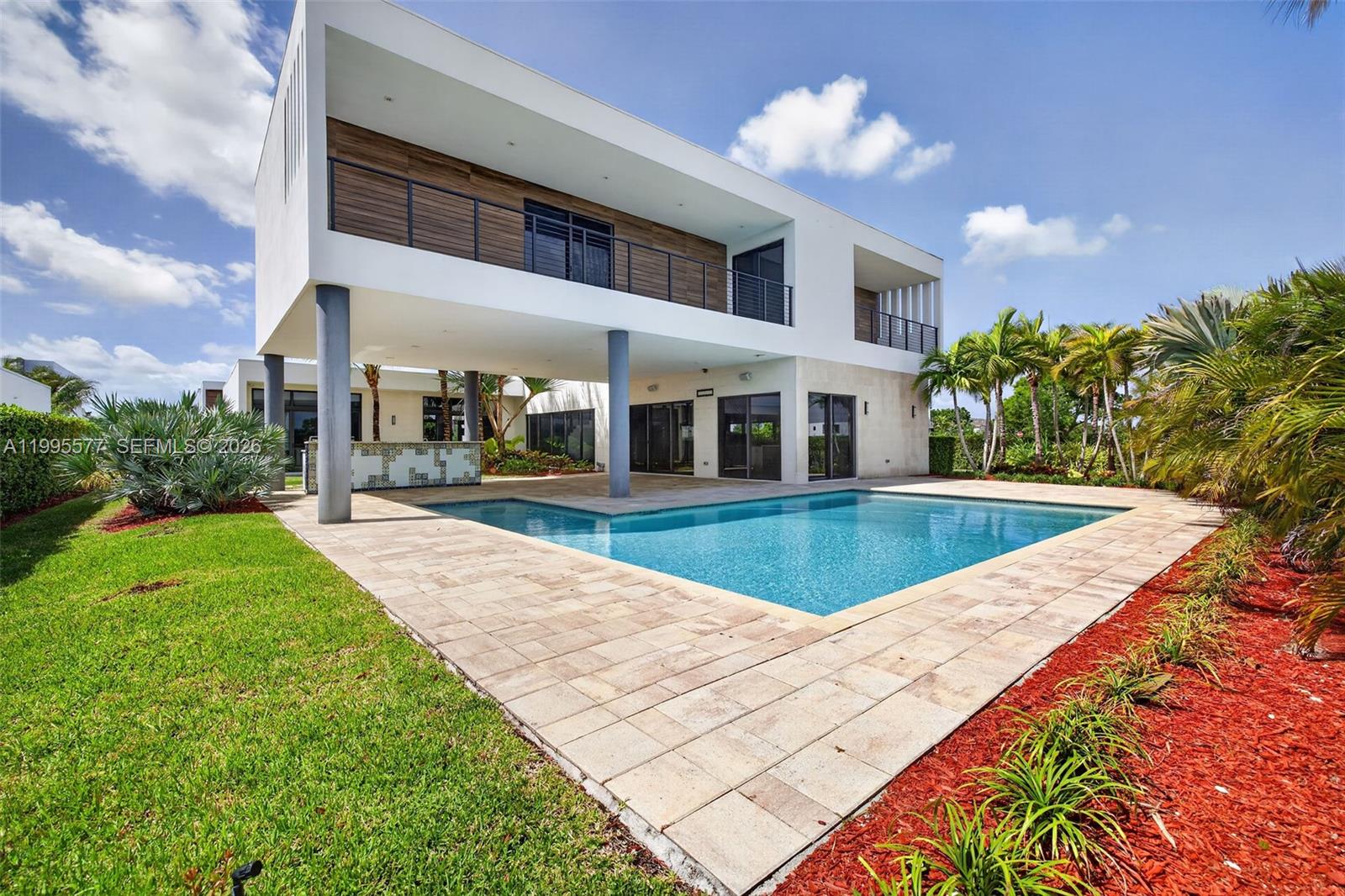 WESTON ESTATES - Residential