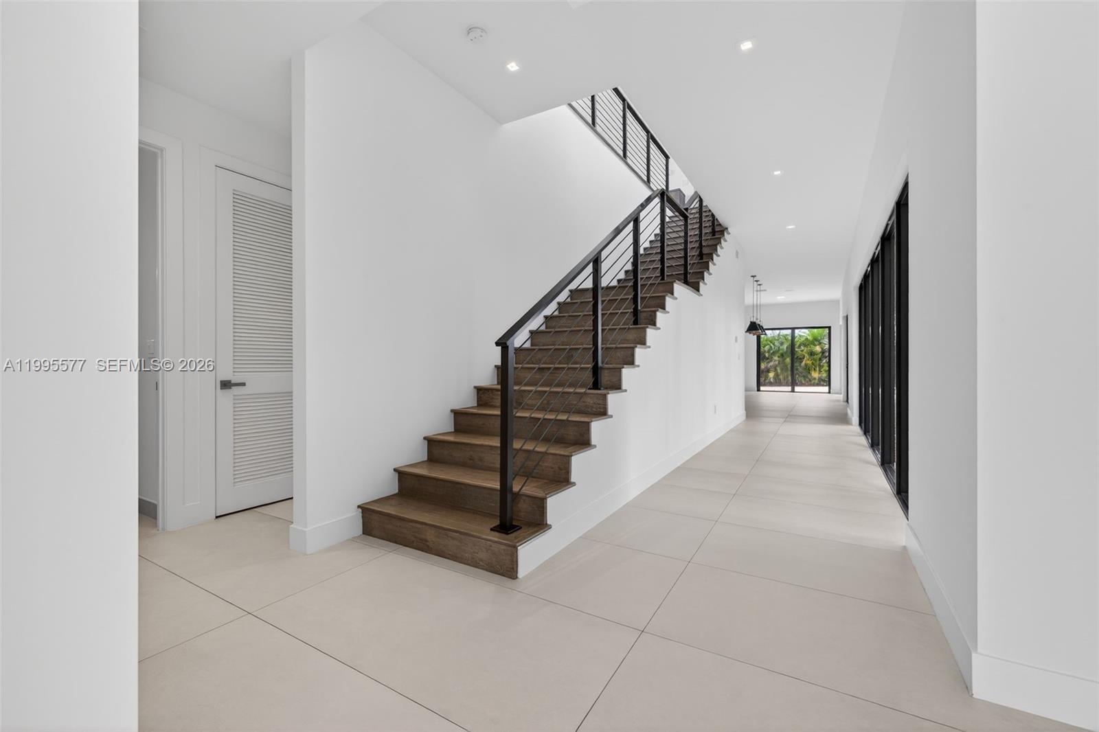 WESTON ESTATES - Residential