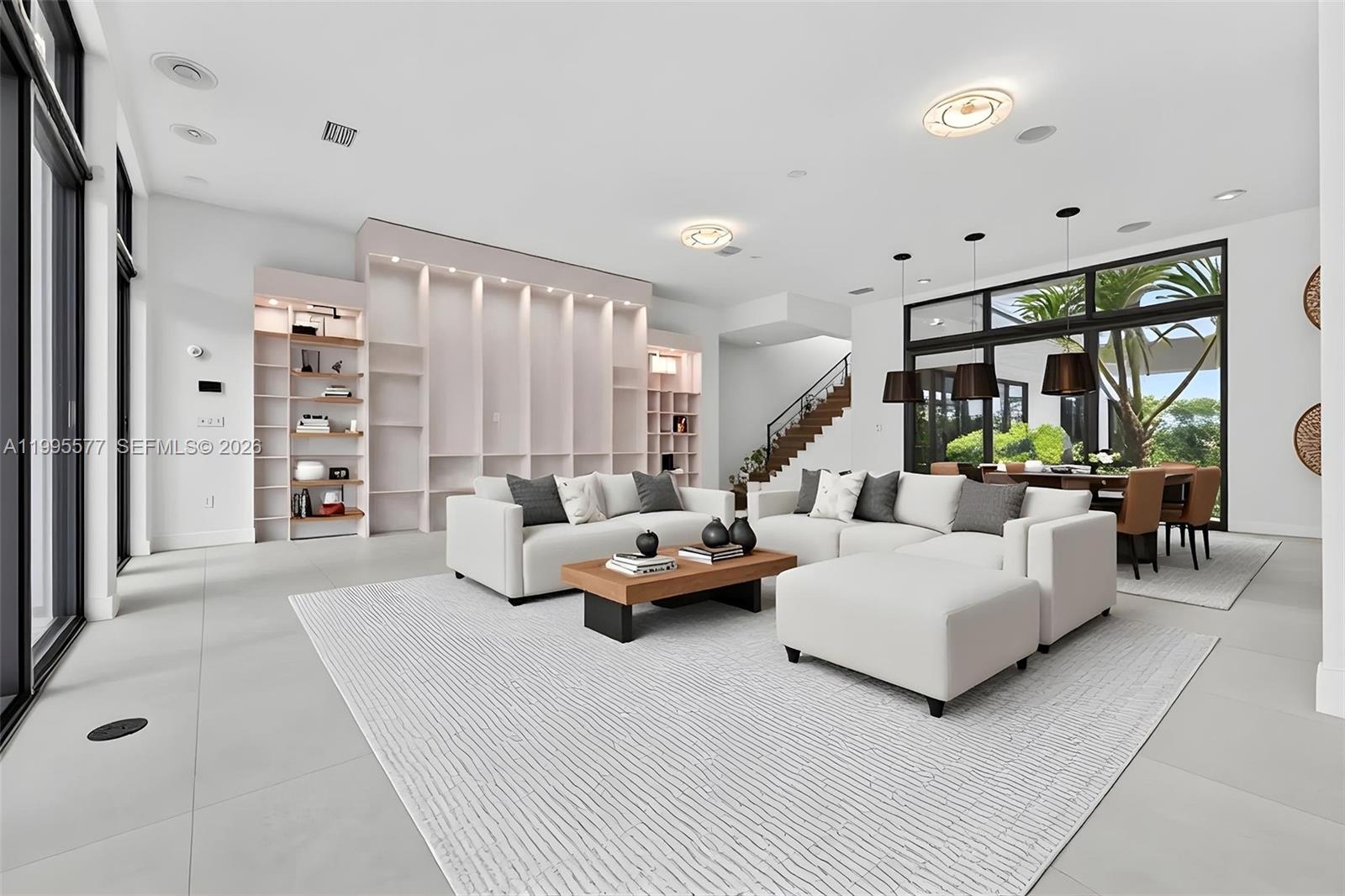 WESTON ESTATES - Residential