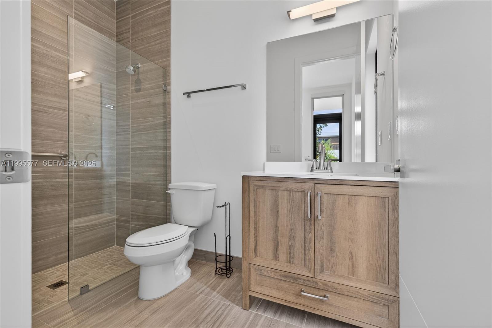 WESTON ESTATES - Residential