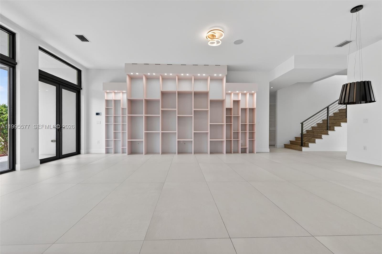 WESTON ESTATES - Residential