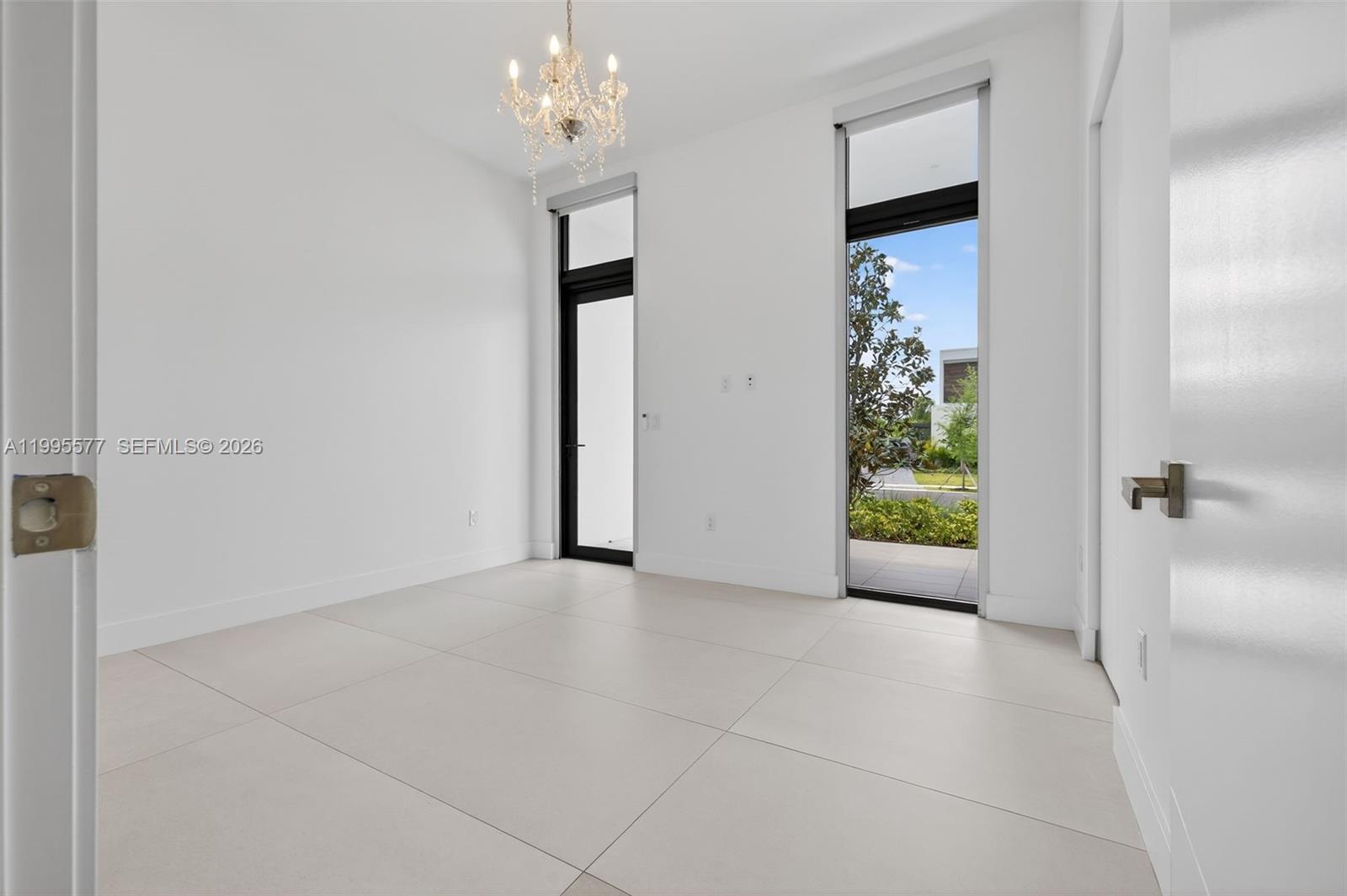 WESTON ESTATES - Residential