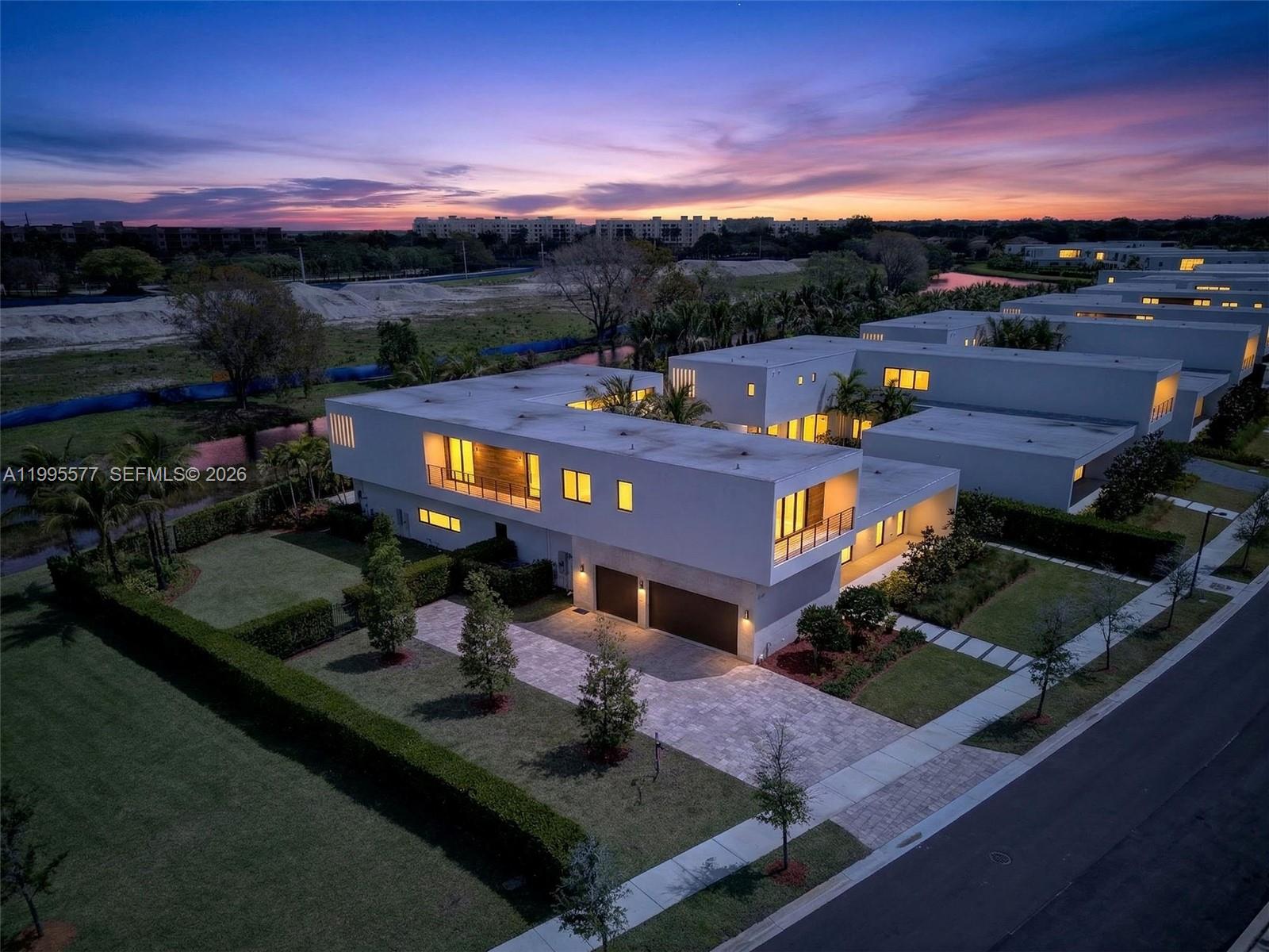 WESTON ESTATES - Residential