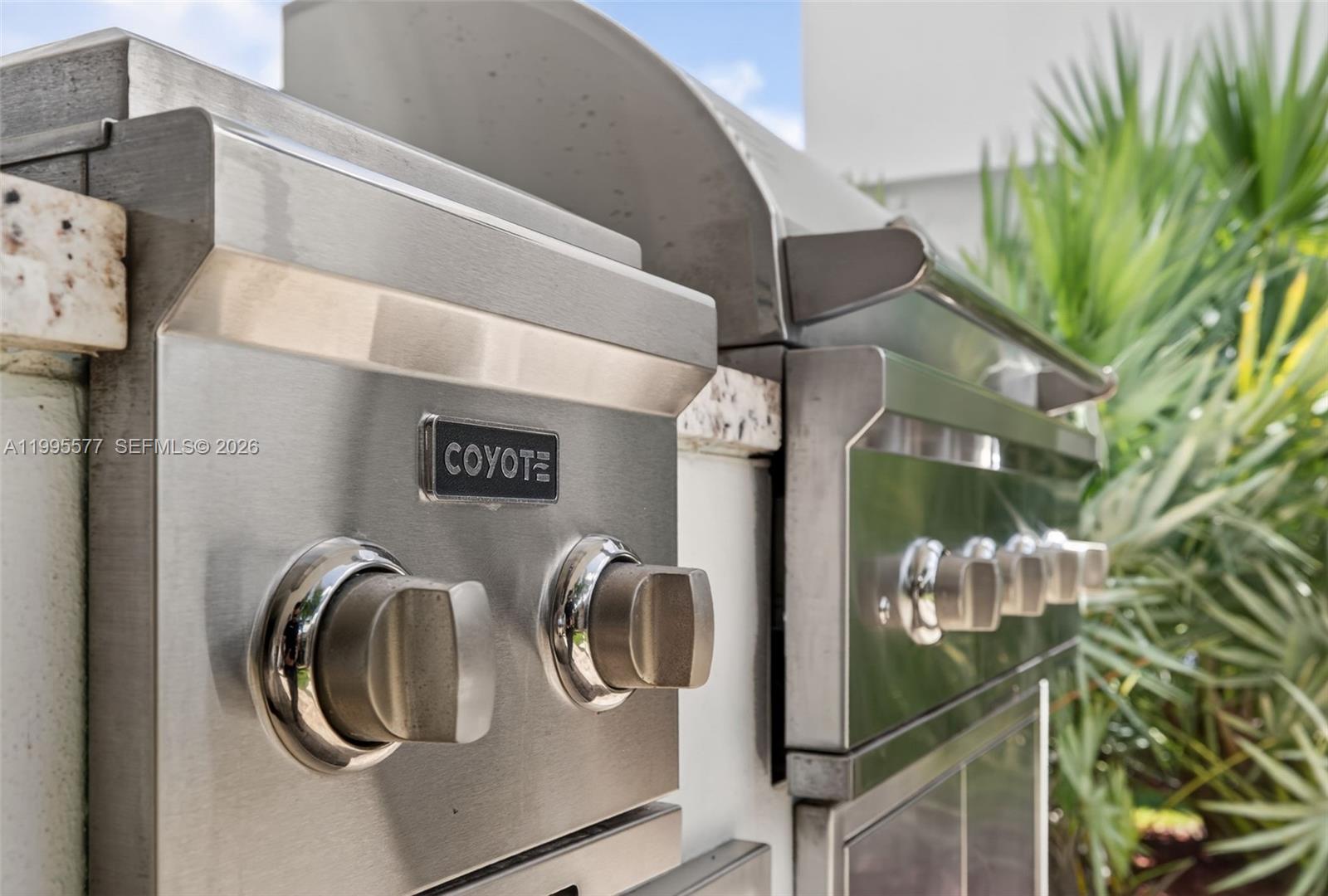 WESTON ESTATES - Residential