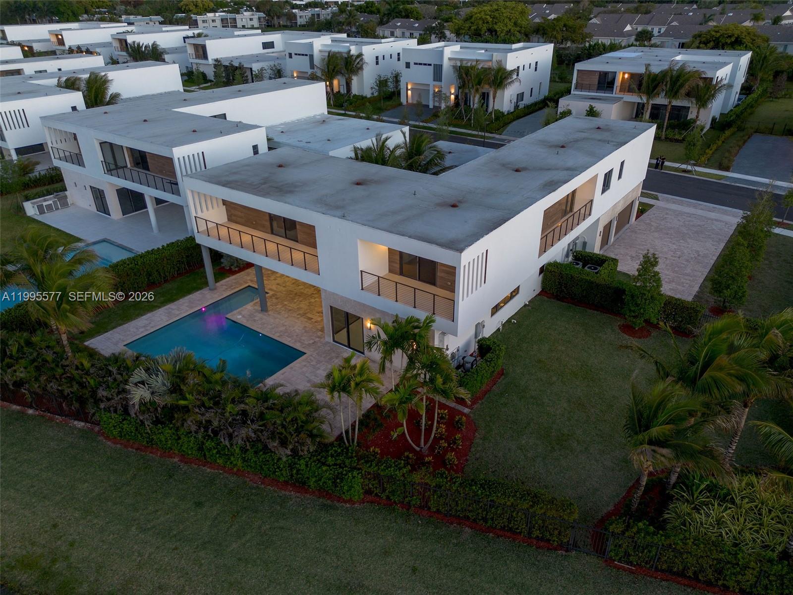 WESTON ESTATES - Residential