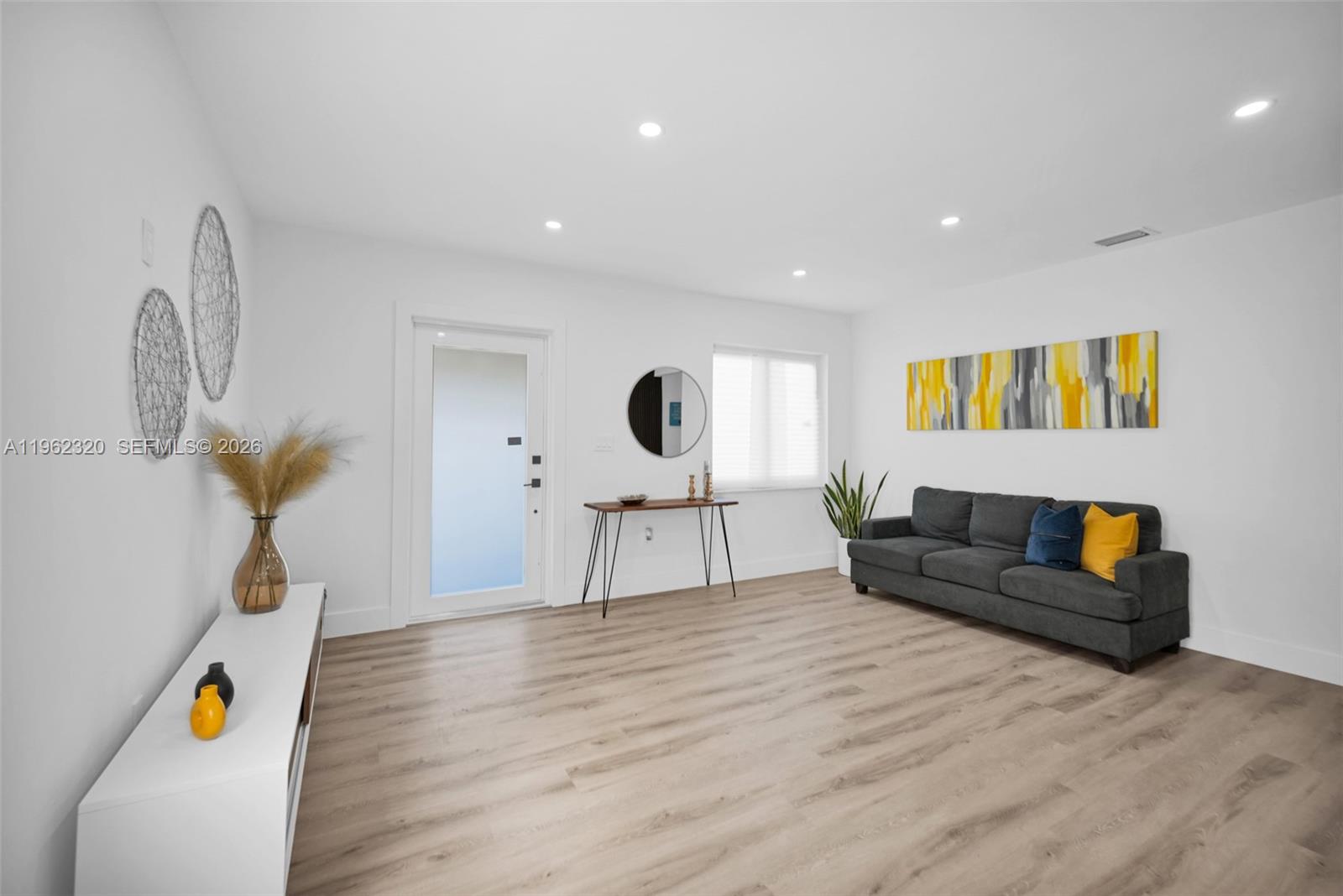 FAIRLAWN - Residential Lease