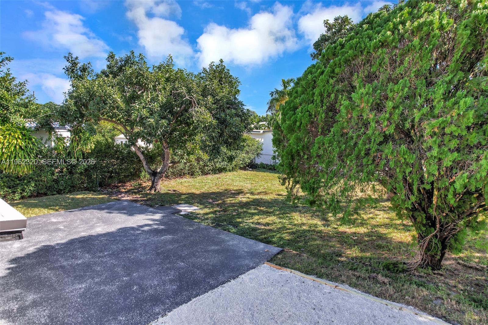 FAIRLAWN - Residential Lease