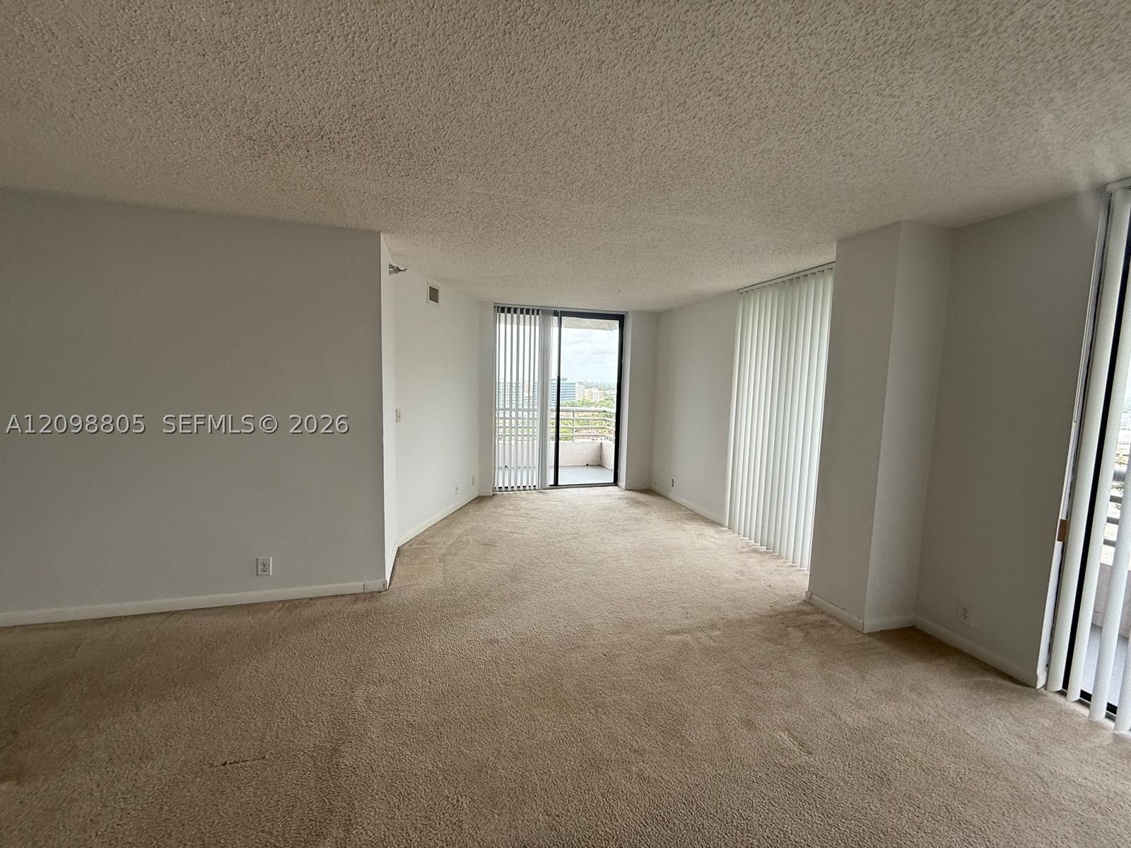 3300 NE 191st St 1801, Aventura, FL, 33180/$381,300 4 3300 NE 191st St 1801