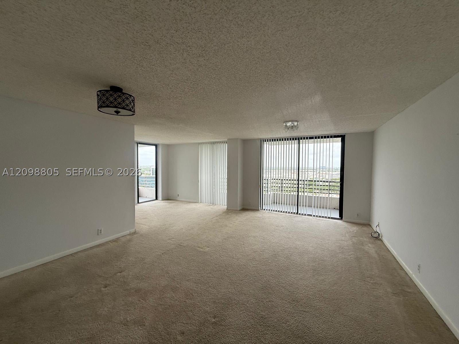 3300 NE 191st St 1801, Aventura, FL, 33180/$381,300 3 3300 NE 191st St 1801