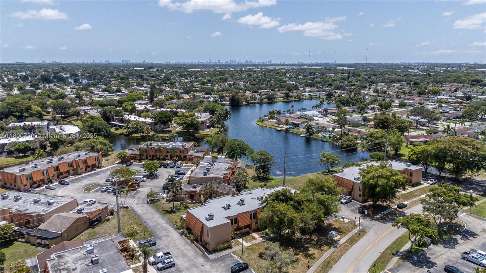 WESTVIEW CONDOMINIUM NO T - Residential