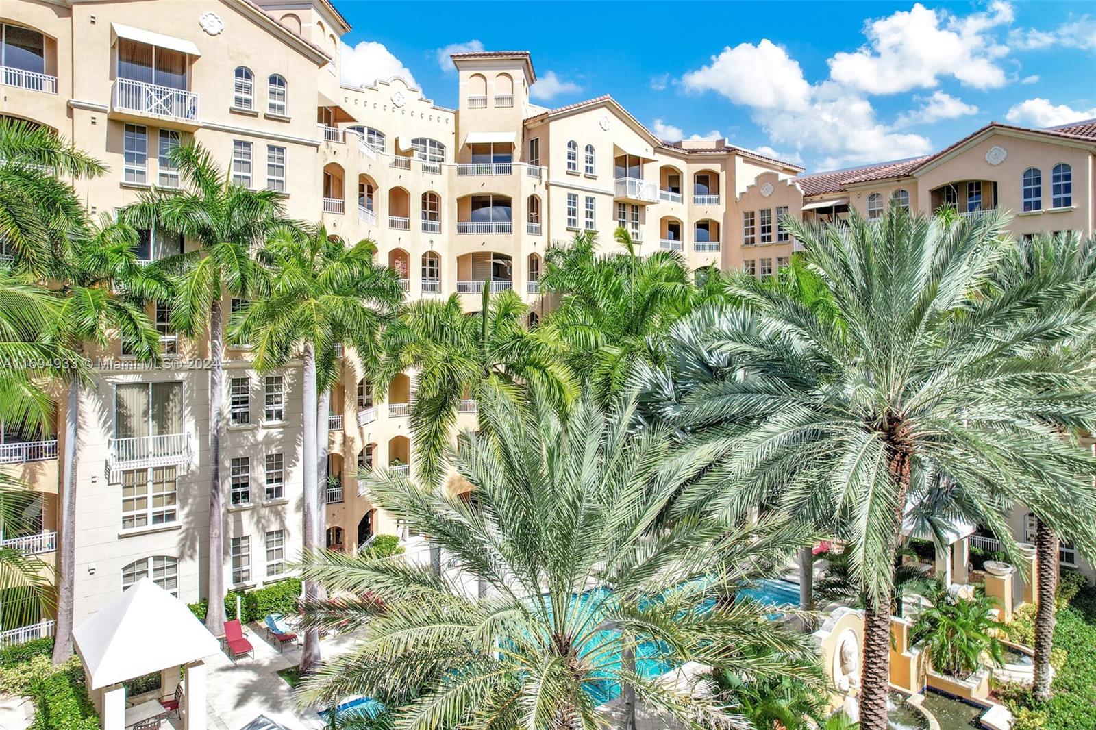 3001 Ne 185th St 610, Aventura, Miami-Dade County, Florida - 2 Bedrooms  
2 Bathrooms - 