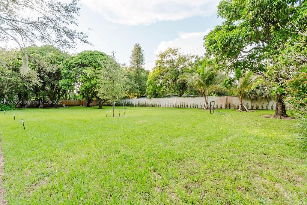 HELMS COUNTRY ESTATES ADD - Residential