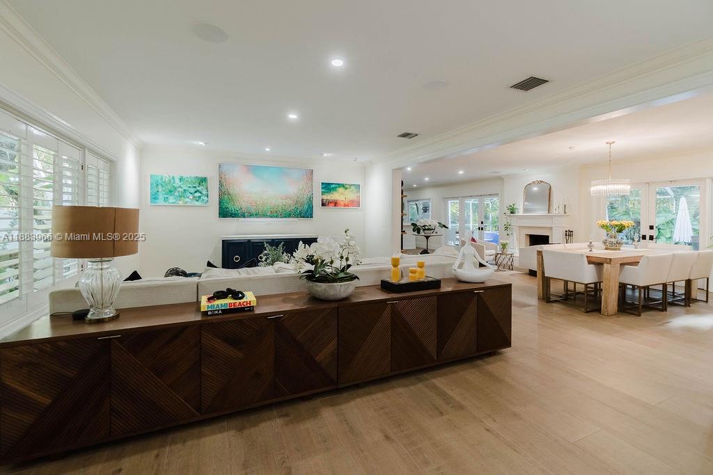 HELMS COUNTRY ESTATES ADD - Residential