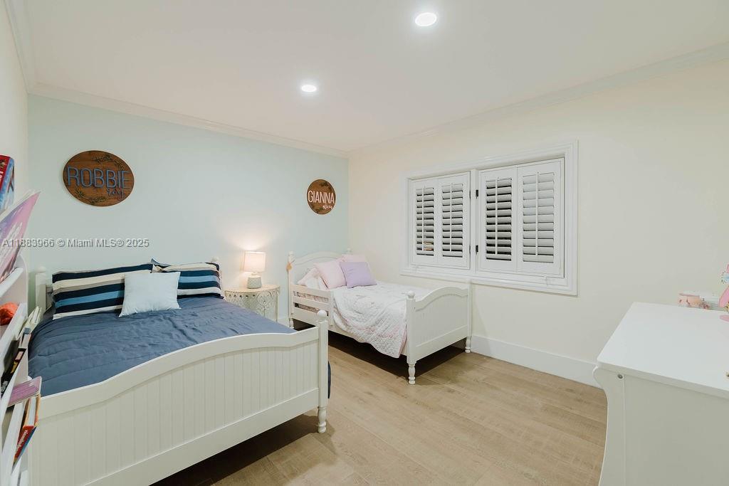 HELMS COUNTRY ESTATES ADD - Residential