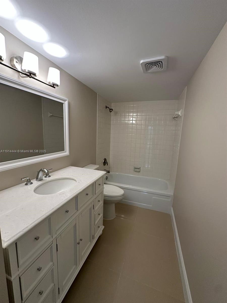 INVERWOOD CONDO - Residential