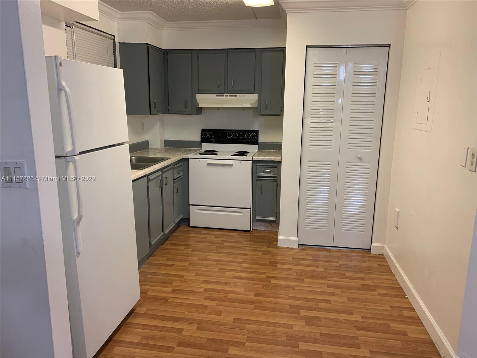 MIRASSOU CONDO - Residential Lease