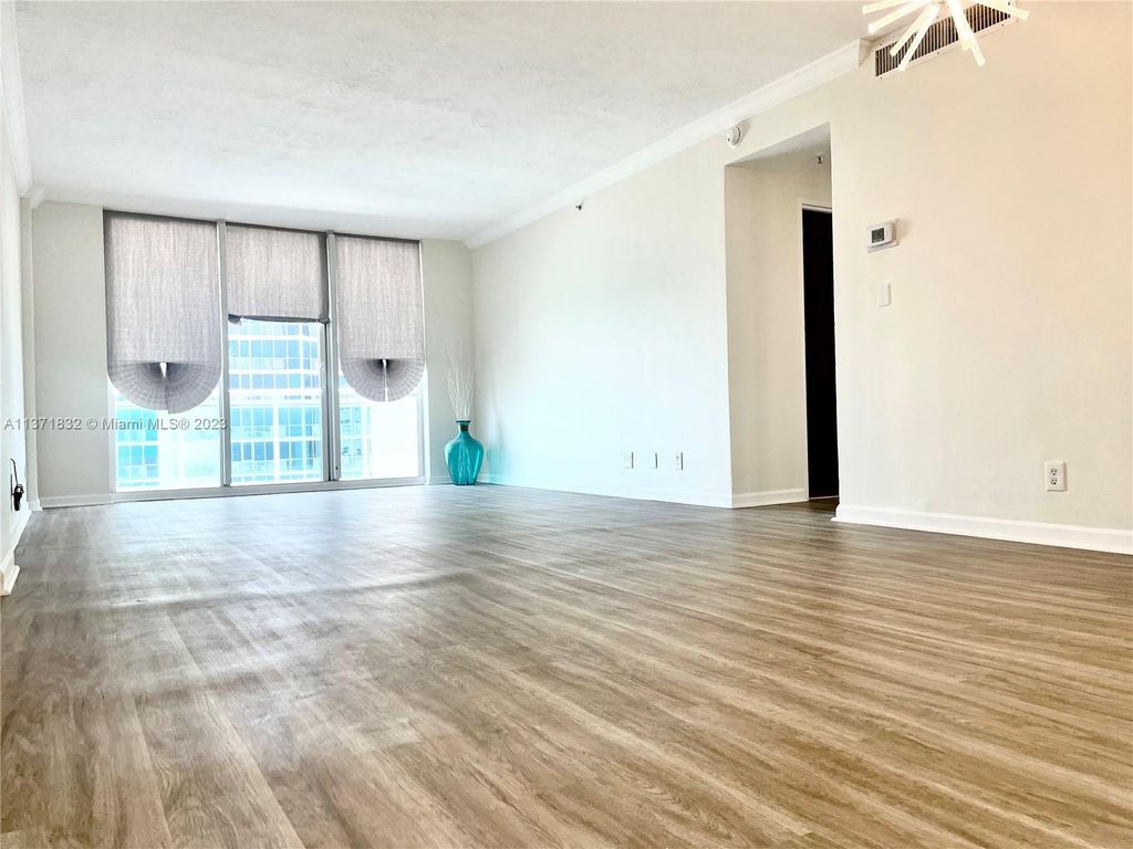 Photo of 3001 S Ocean Dr #1415, Hollywood, FL 33019 (MLS # A11371832)