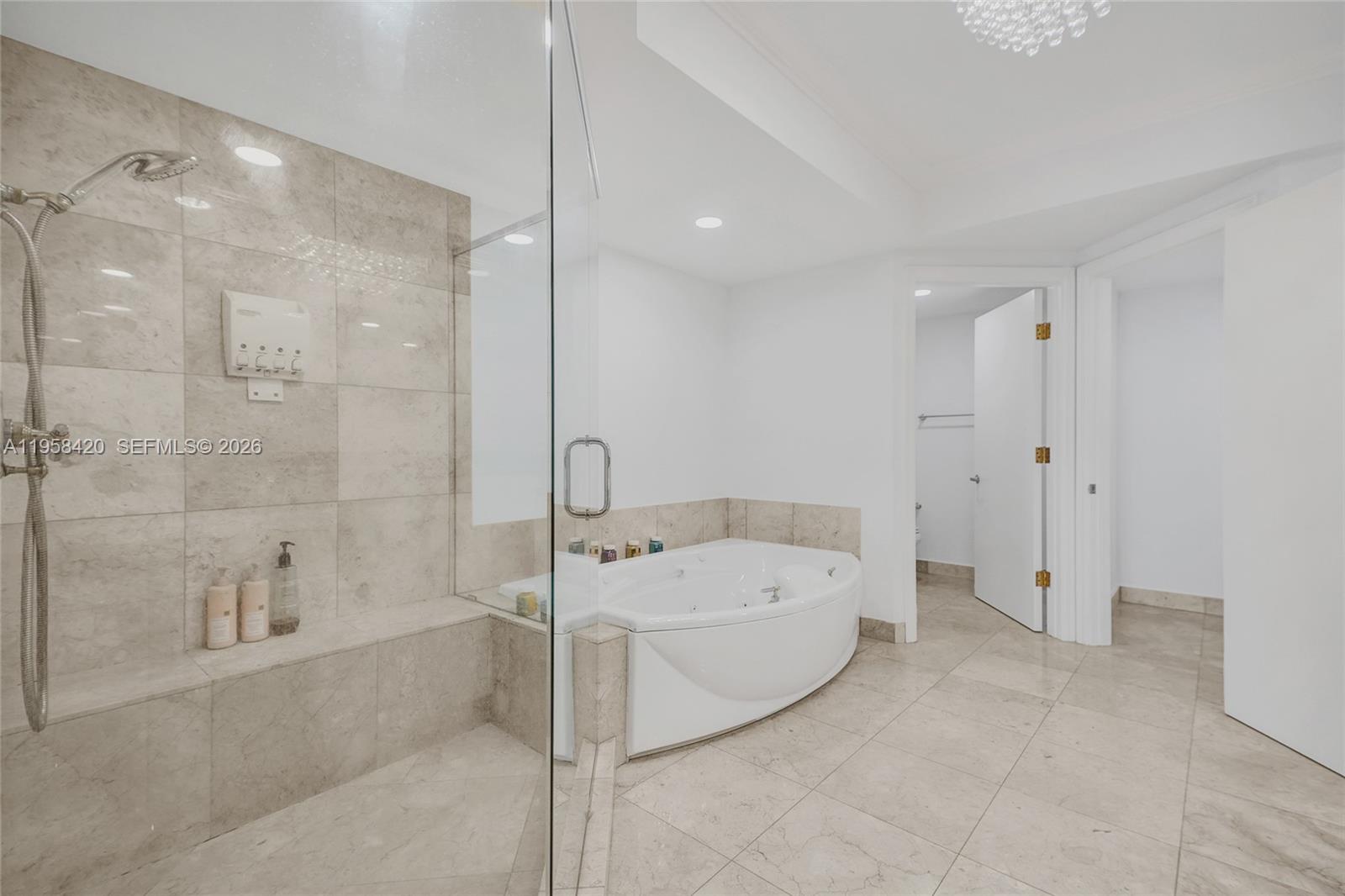 THE PENINSULA CONDO - Residential