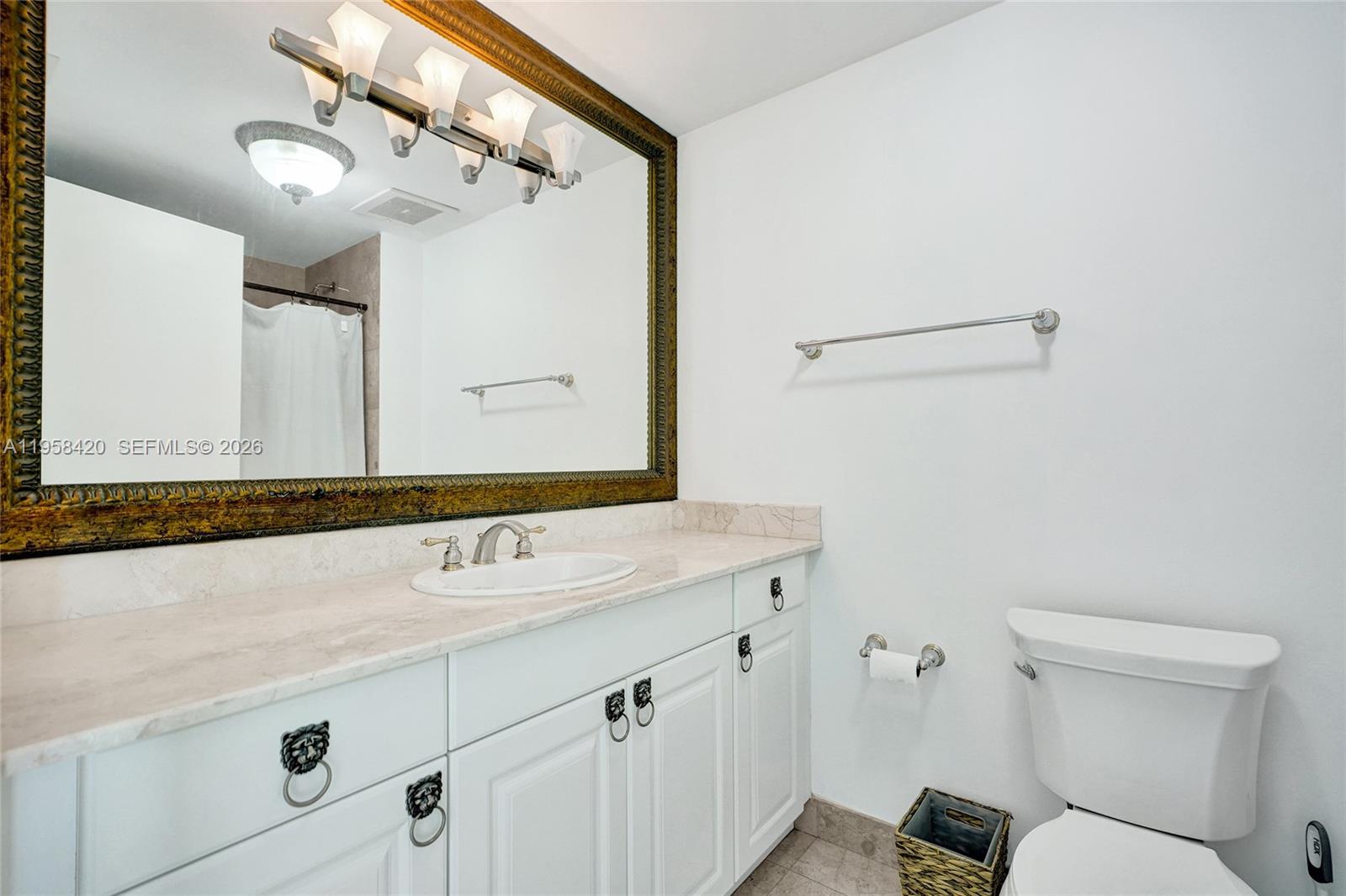 THE PENINSULA CONDO - Residential