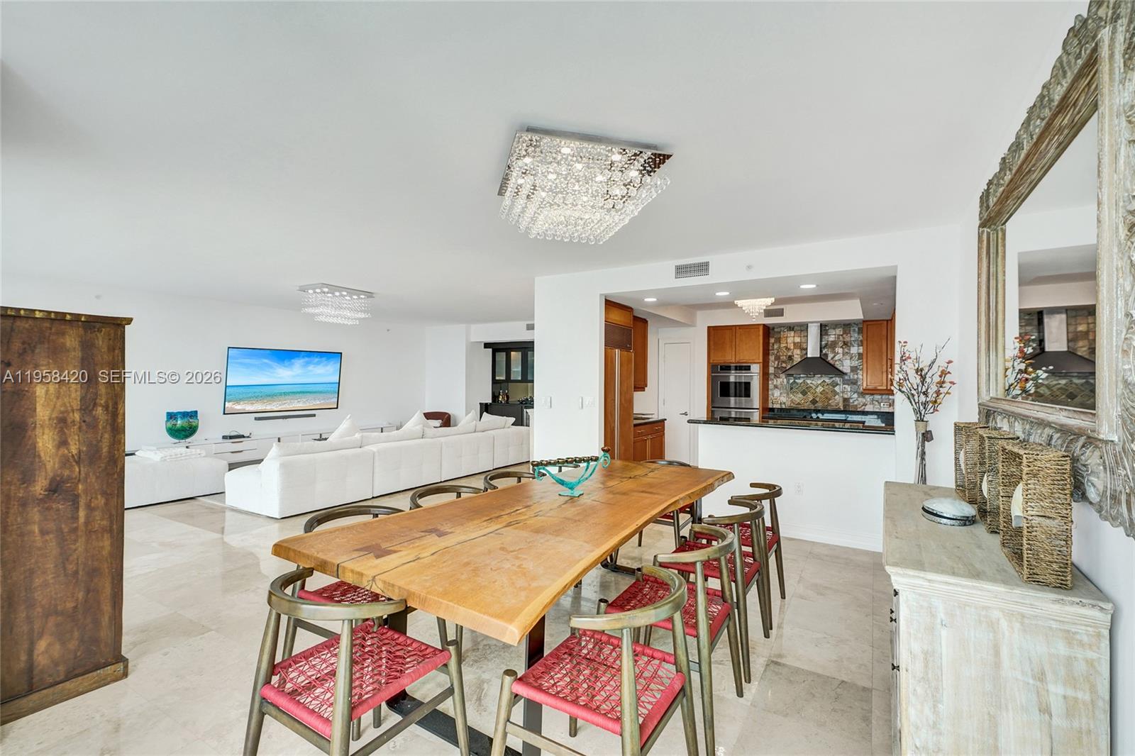 THE PENINSULA CONDO - Residential