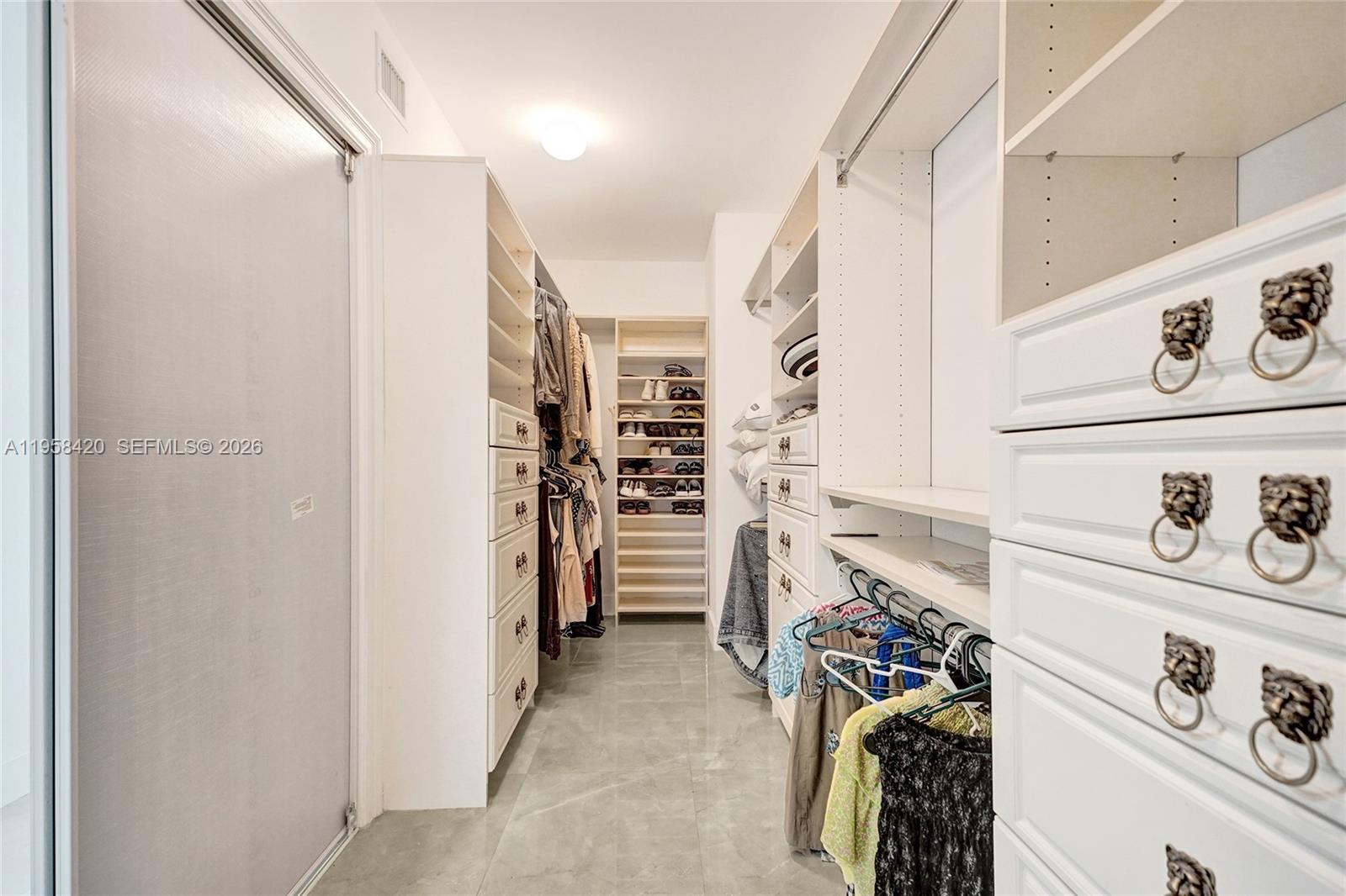 THE PENINSULA CONDO - Residential