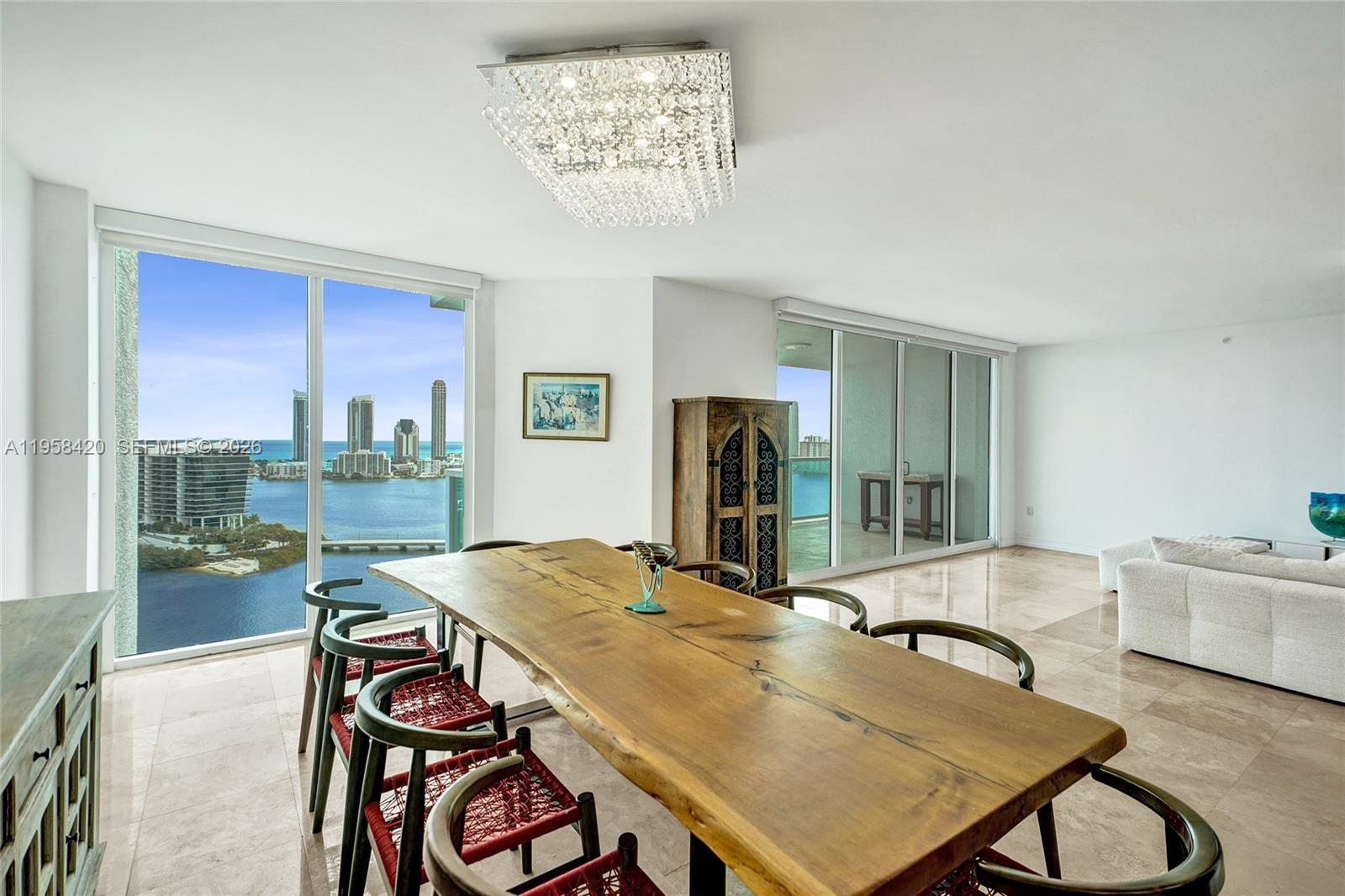 3201 NE 183rd St 2305