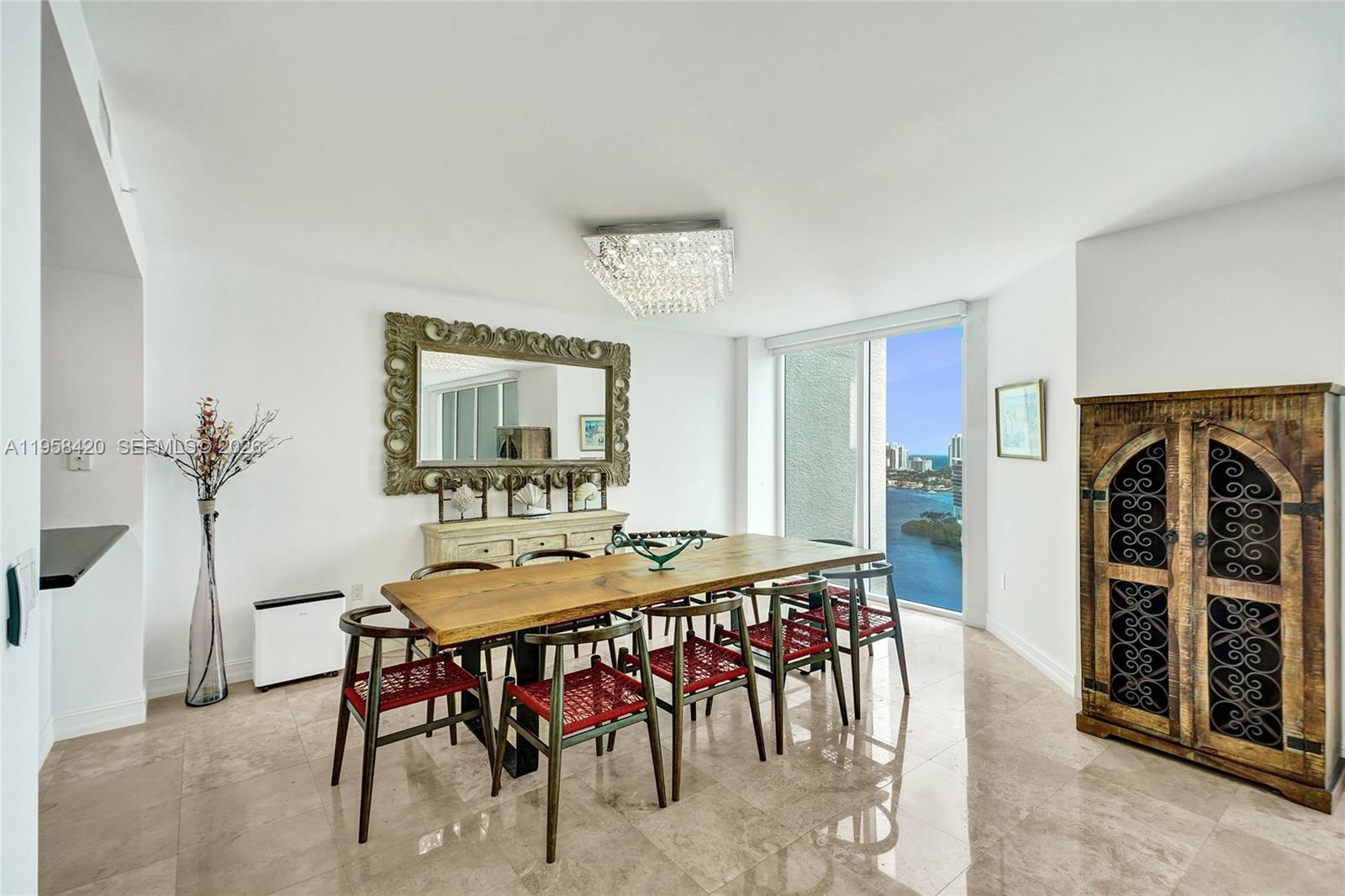 THE PENINSULA CONDO - Residential