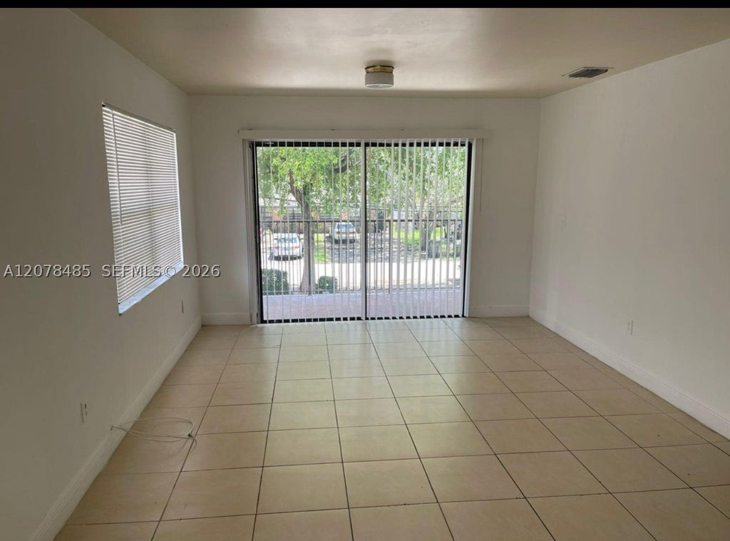 Photo of 1017 SW 8th St #A, Hallandale Beach, FL 33009 (MLS # A12078485)