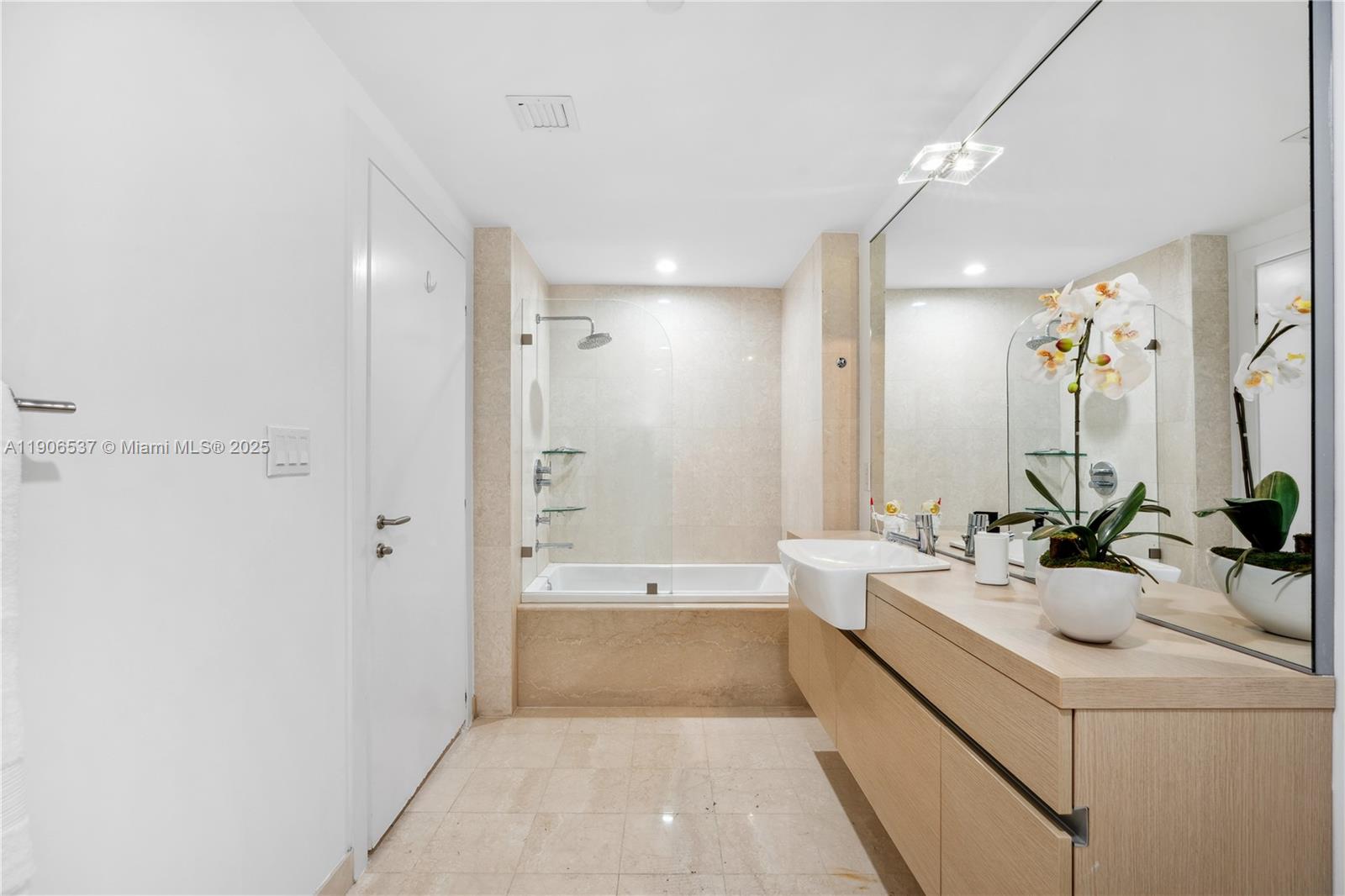 EPIC WEST CONDO - Residential Lease