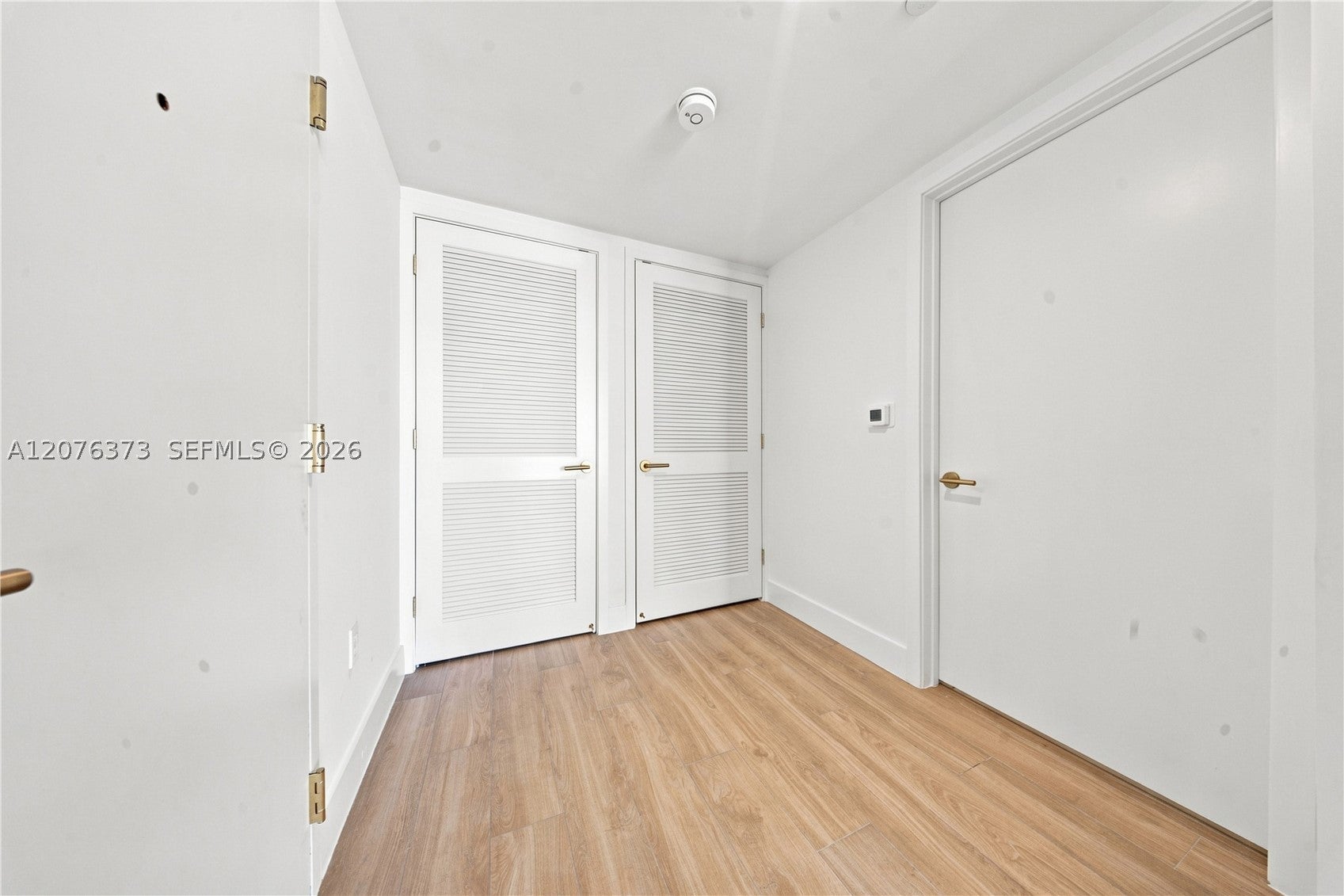 90 NE 32nd St 1013