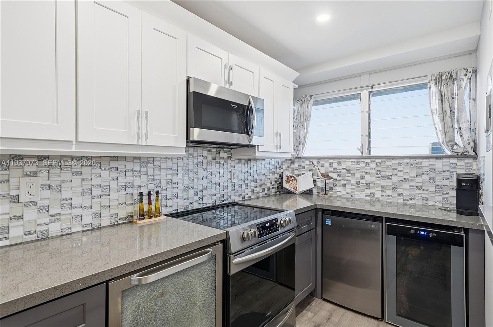 BREAKWATER TOWERS CO-OP - Residential