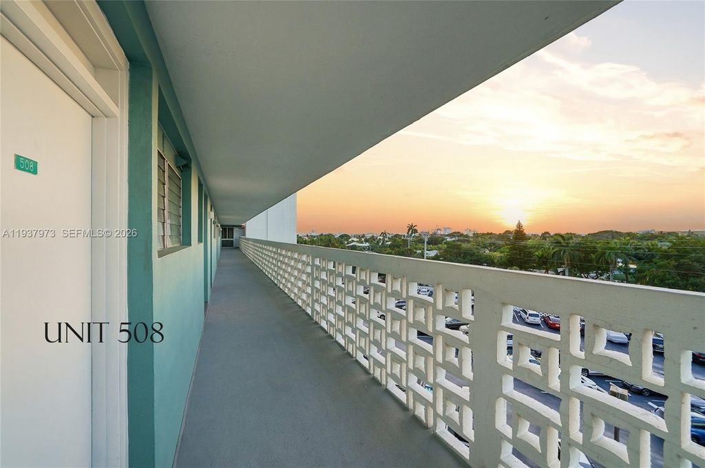 Photo of 1900 S Ocean Dr #508, Fort Lauderdale, FL 33316 (MLS # A11937973)