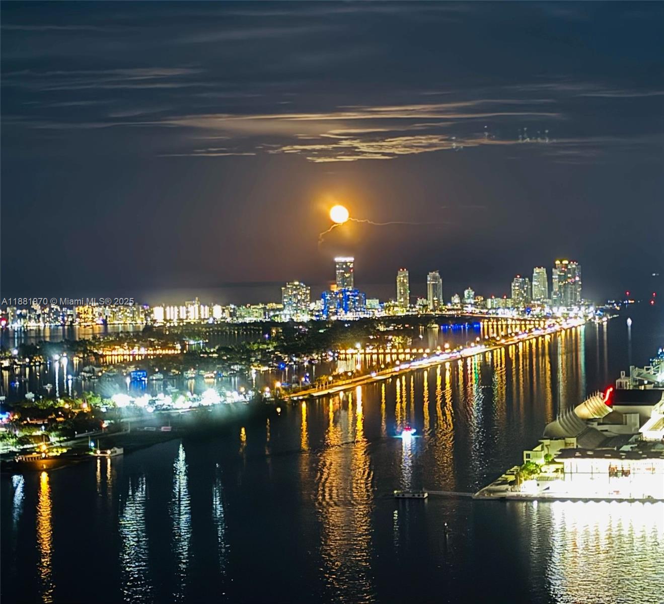 Stunning high-floor 1BD + Den, 2BA at iconic 900 Biscayne Bay with nearly 200 SF private terrace and breathtaking, unobstructed views of Biscayne Bay. Located in Miami’s hottest area—Park West—next to One Thousand Museum, Miami Worldcenter & the new Signature Bridge. Features 1,042 SF interior, marble floors, custom closets, Italian kitchen with Sub-Zero & Miele appliances, upgraded bathrooms, designer finishes throughout. 5-star amenities: concierge, valet, theater, fitness center, spa, hammock garden, BBQ area, resort-style pools & hot tub. Live luxury on the bay.