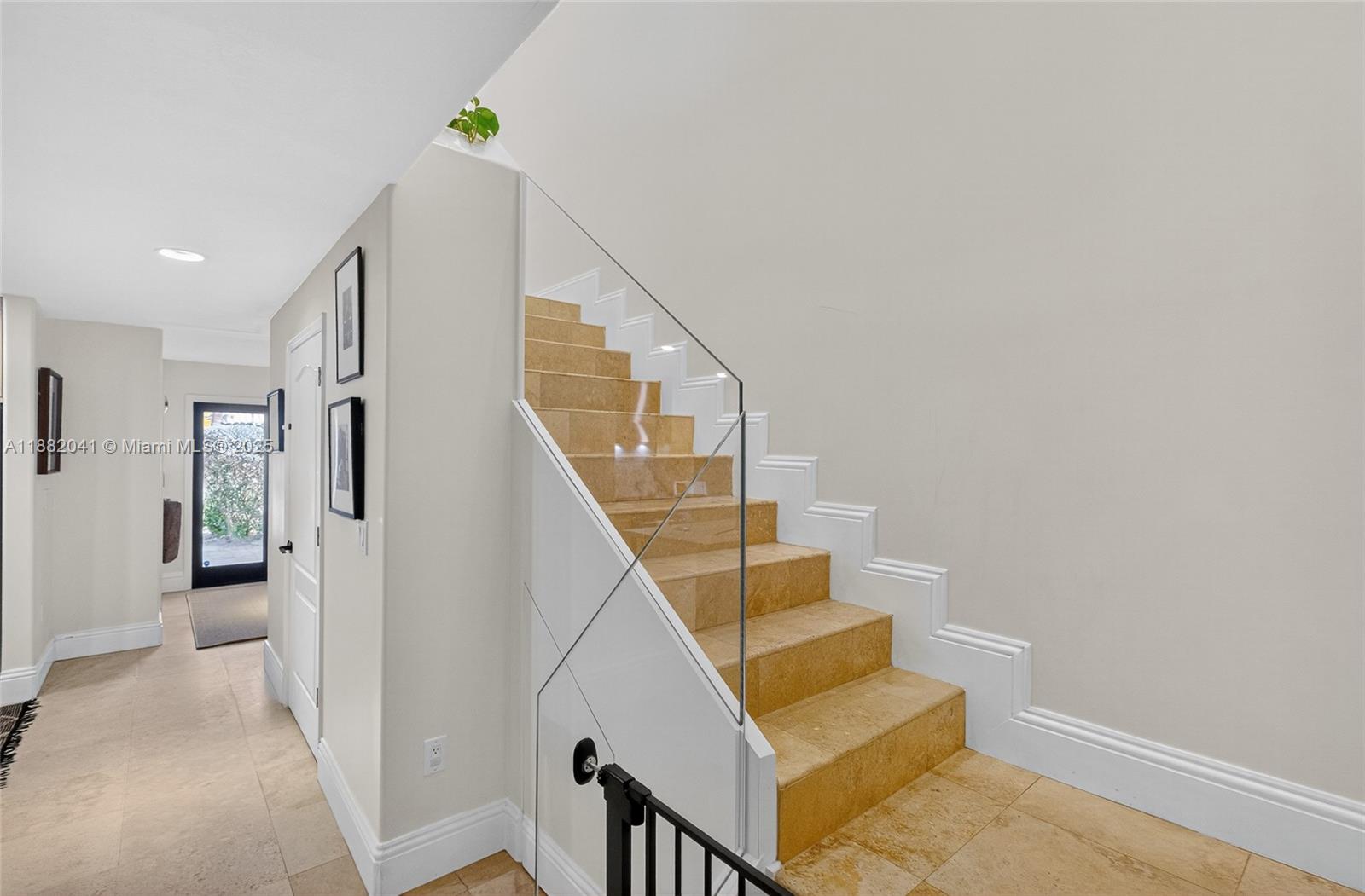 Shipping Villas Condo - Residential