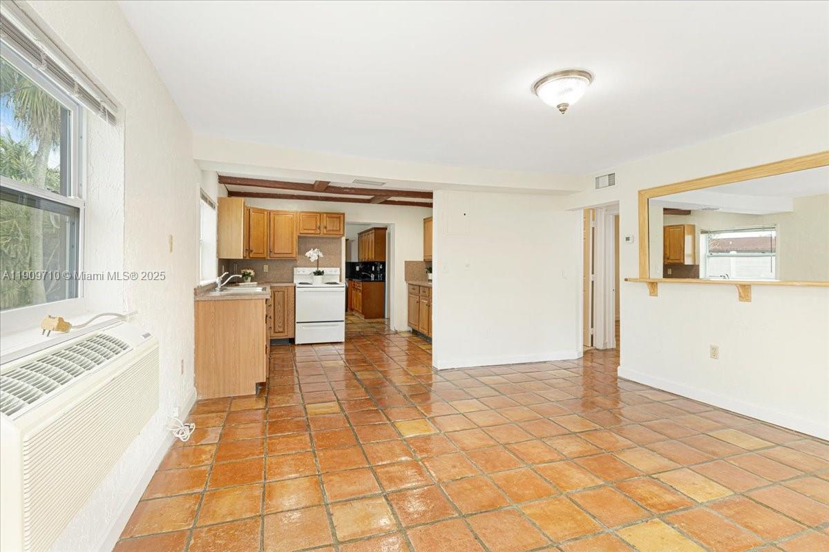 EVERGLADE LAND SALES CO - Residential