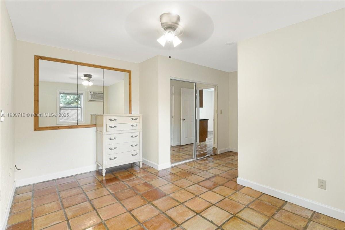 EVERGLADE LAND SALES CO - Residential