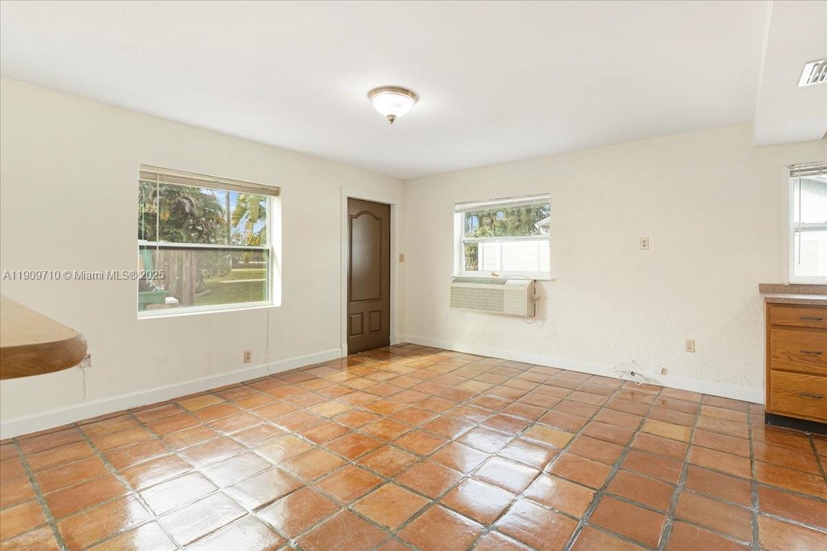 EVERGLADE LAND SALES CO - Residential