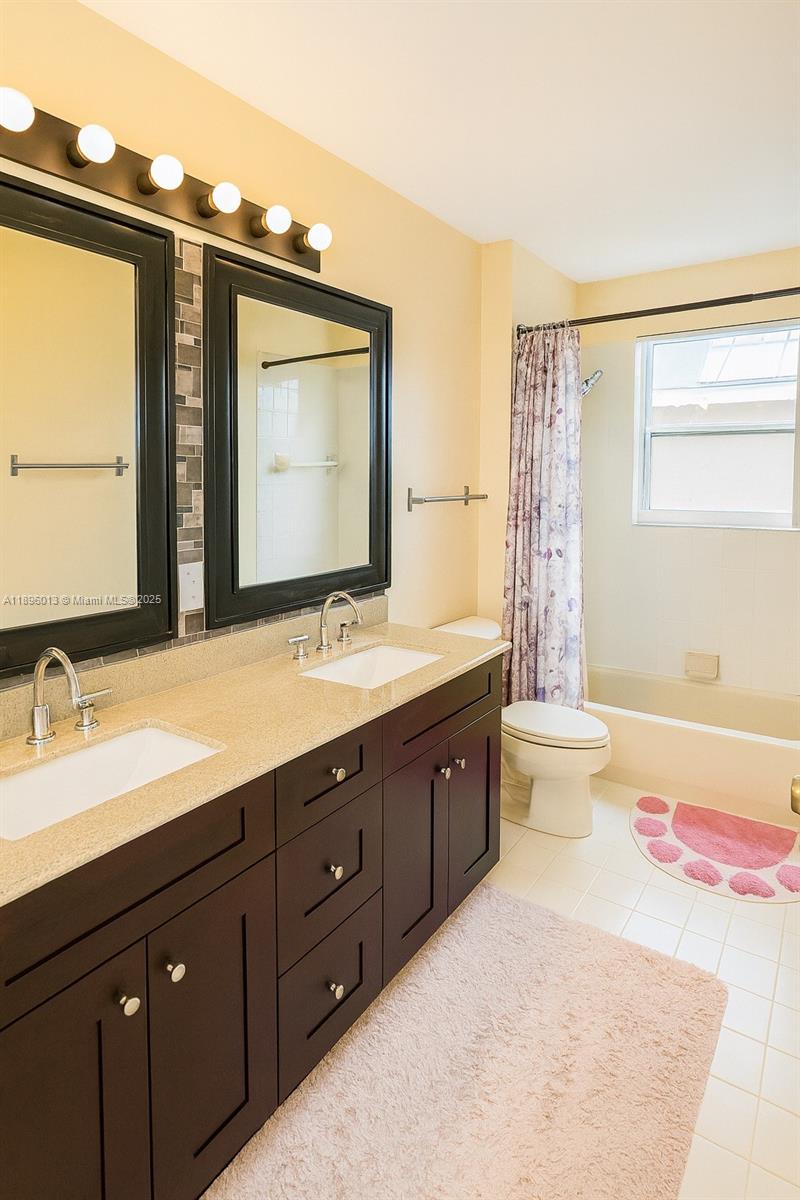 SILVER SHORES (PARCELS A - Residential