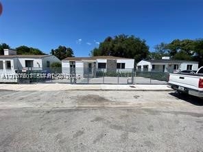 231 NW 44th St 0