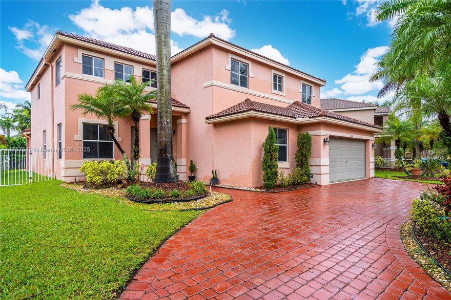 STUNNING 7BR/4BA HOME IN SAVANNA! Located in the highly desirable gated community of Savanna, this 4,095 SqFt residence boasts soaring ceilings and a thoughtfully designed layout with 1BR/1BA on the first floor. The spacious primary suite offers ample storage and a beautifully appointed bathroom. The open kitchen integrates effortlessly with the formal dining, living, and family areas, creating an ideal space for gatherings.
Step outside to a covered patio ideal for year-round enjoyment. Home features a 2-car garage and an extended driveway fitting 4+ cars. Enjoy resort-style amenities, a clubhouse, and event space in this exceptional community!