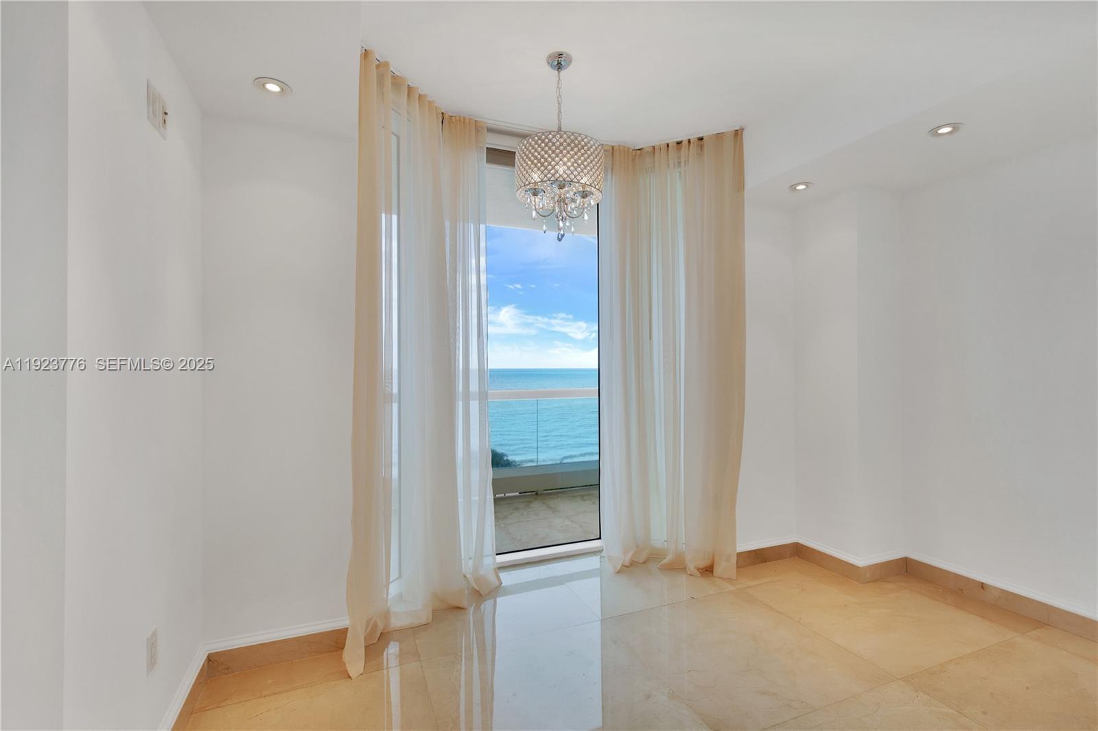ACQUALINA OCEAN RESIDENCE - Residential