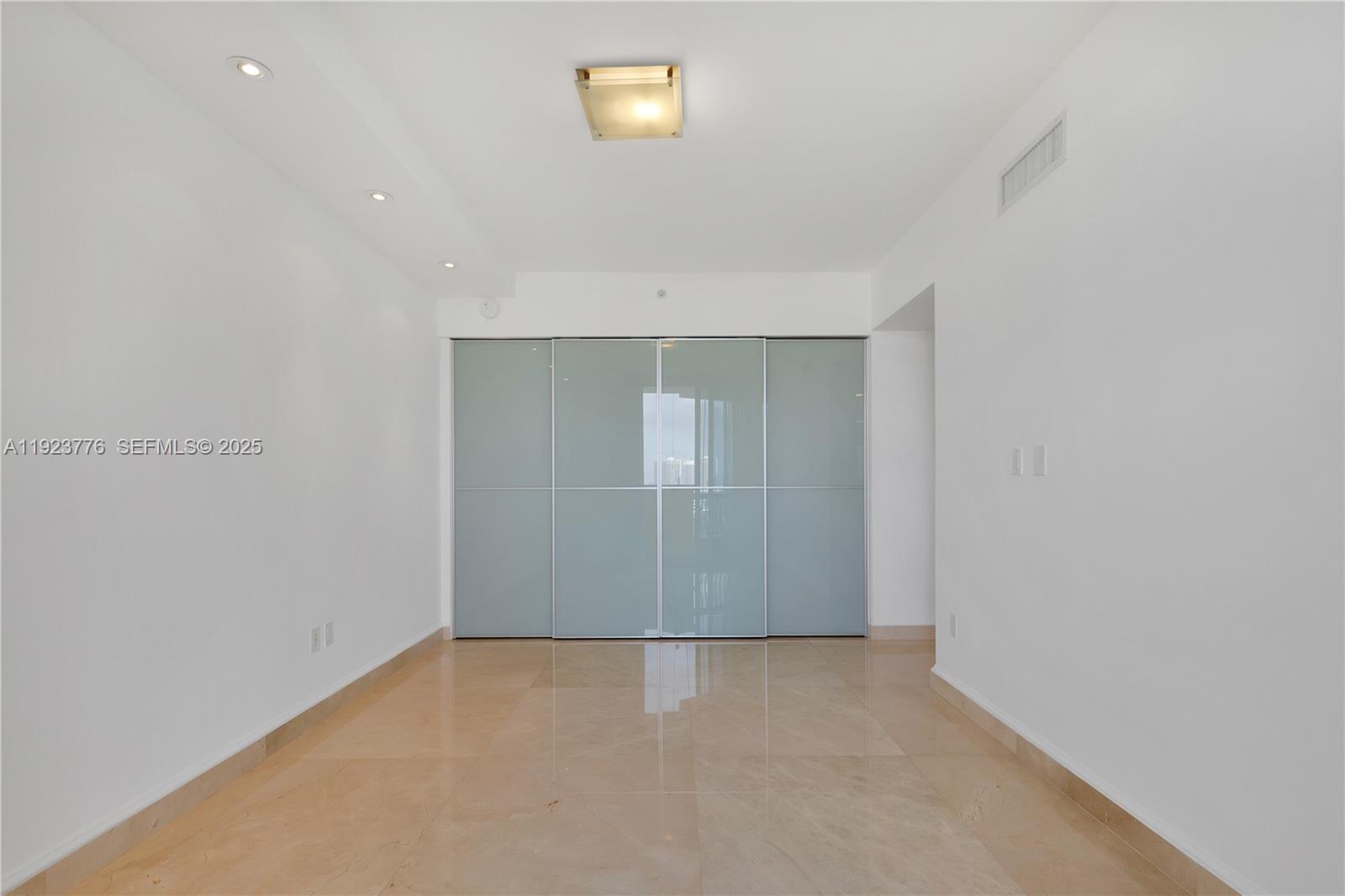 ACQUALINA OCEAN RESIDENCE - Residential